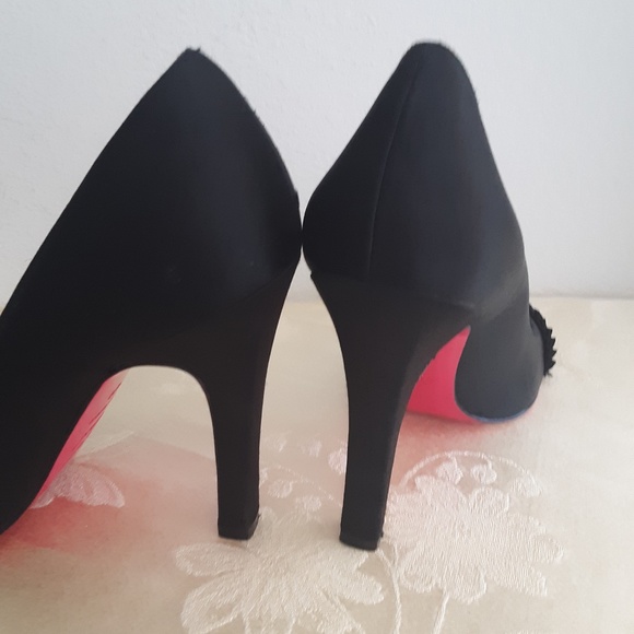 Betsey Johnson Black Pink Bottom Pumps Size 7 1/2 - Picture 12 of 13